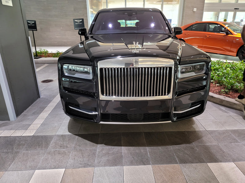 Rolls Royce Cullinan (Miami)