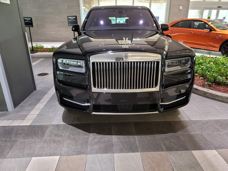 Rolls Royce Cullinan (Miami)