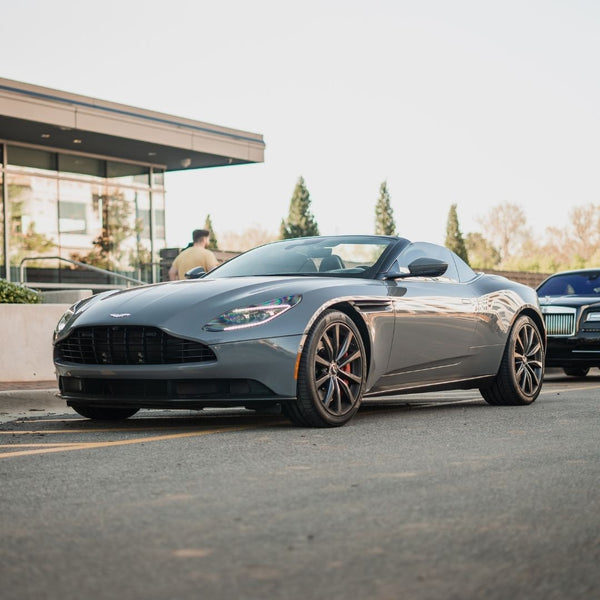 Aston Martin DB11